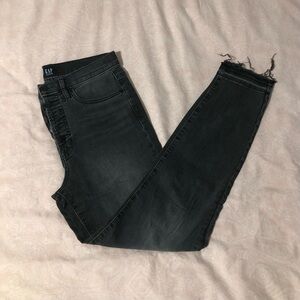 GAP Dark grey skinny jeans